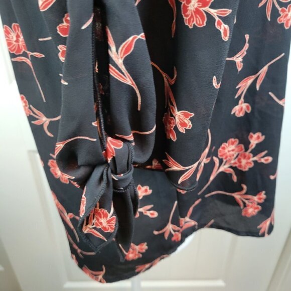 RENNEE c off the shoulder top - Picture 6 of 7